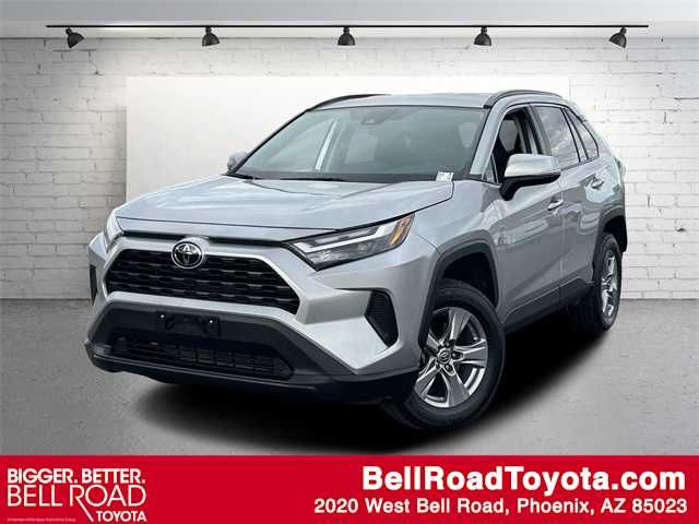 2022 Toyota RAV4 XLE