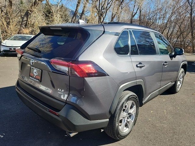 2022 Toyota RAV4 XLE