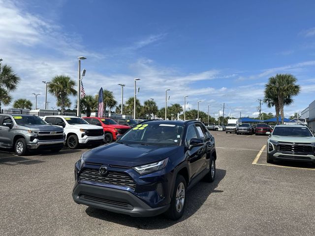 2022 Toyota RAV4 XLE