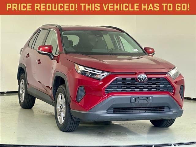 2022 Toyota RAV4 XLE