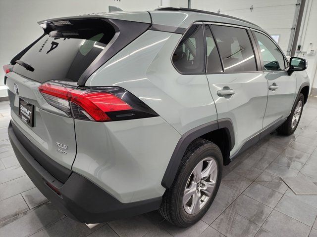 2022 Toyota RAV4 XLE