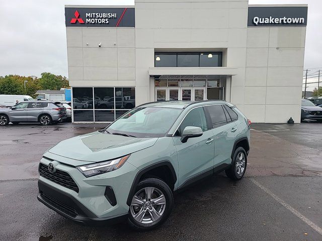 2022 Toyota RAV4 XLE