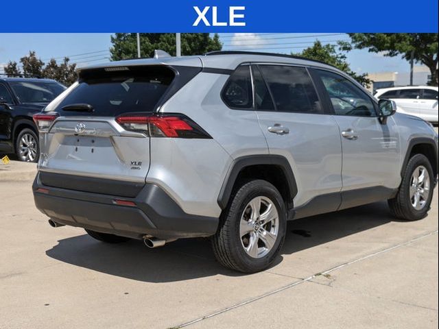 2022 Toyota RAV4 XLE