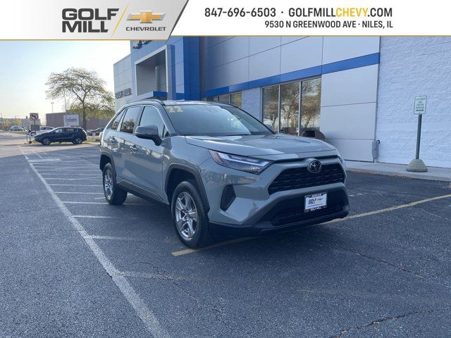 2022 Toyota RAV4 XLE