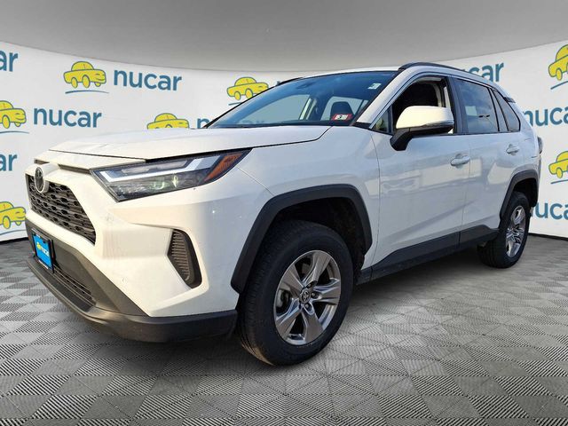 2022 Toyota RAV4 XLE