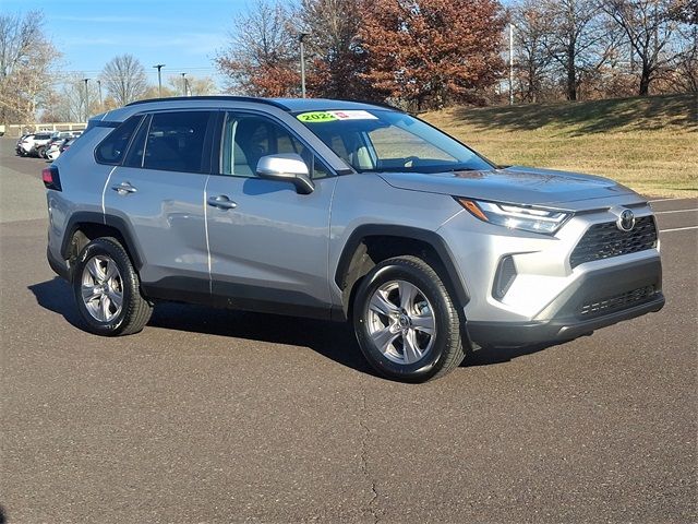 2022 Toyota RAV4 XLE