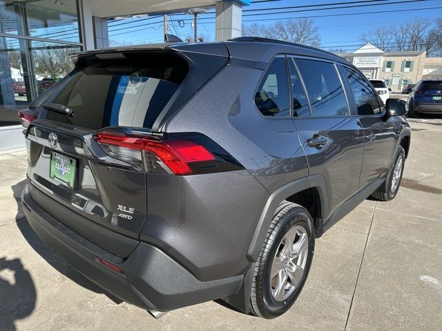 2022 Toyota RAV4 XLE