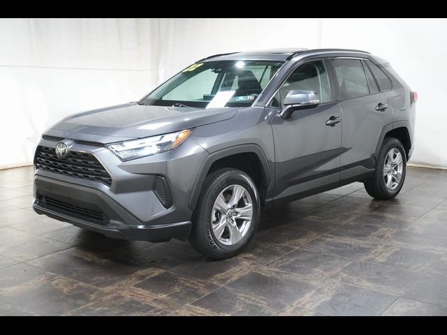 2022 Toyota RAV4 XLE