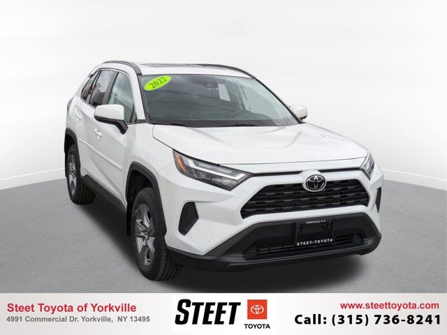 2022 Toyota RAV4 XLE