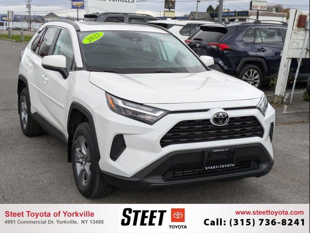 2022 Toyota RAV4 XLE