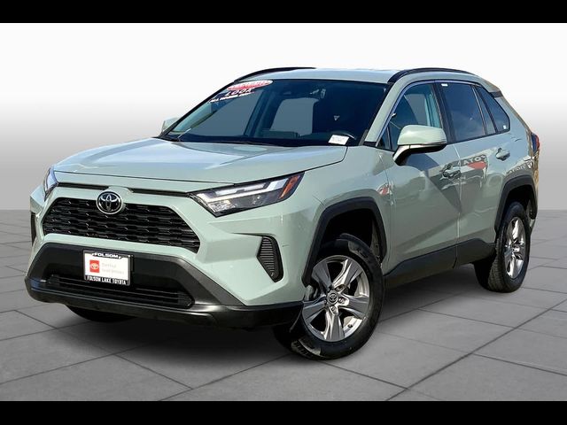 2022 Toyota RAV4 XLE