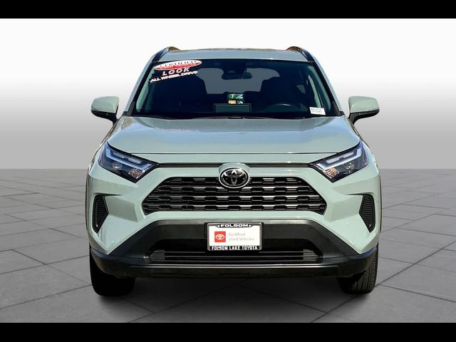 2022 Toyota RAV4 XLE