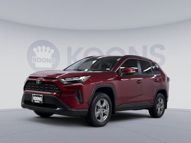 2022 Toyota RAV4 XLE