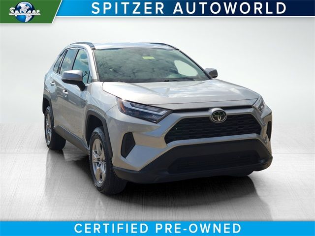 2022 Toyota RAV4 XLE