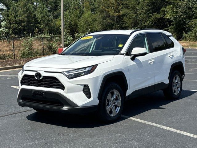 2022 Toyota RAV4 XLE