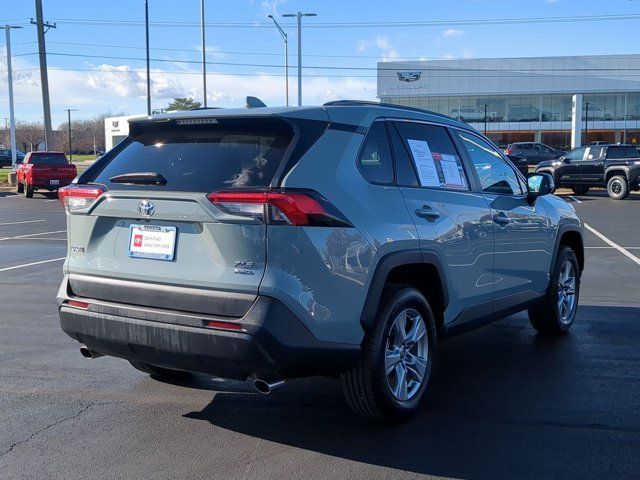 2022 Toyota RAV4 XLE