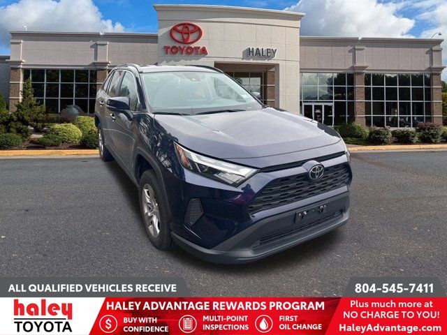 2022 Toyota RAV4 XLE