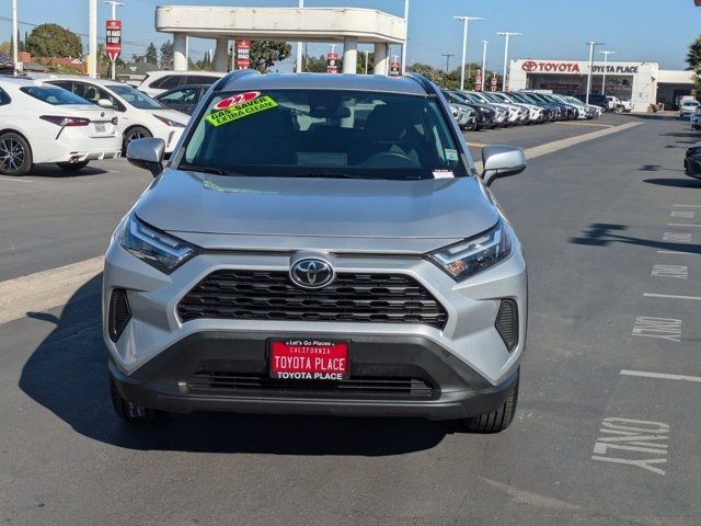 2022 Toyota RAV4 XLE