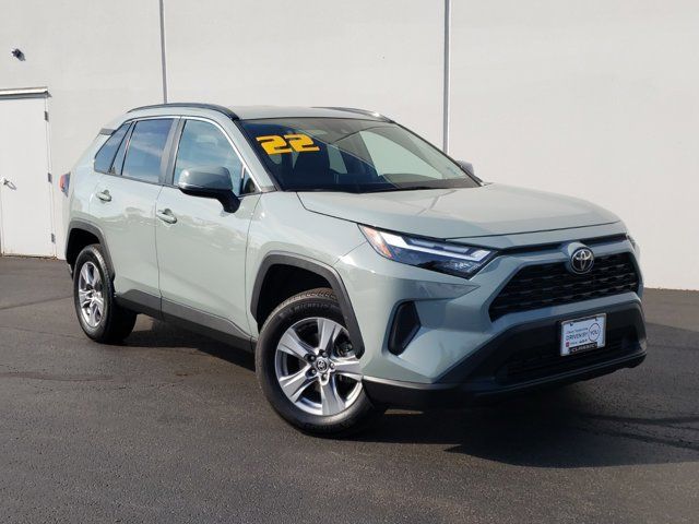 2022 Toyota RAV4 XLE