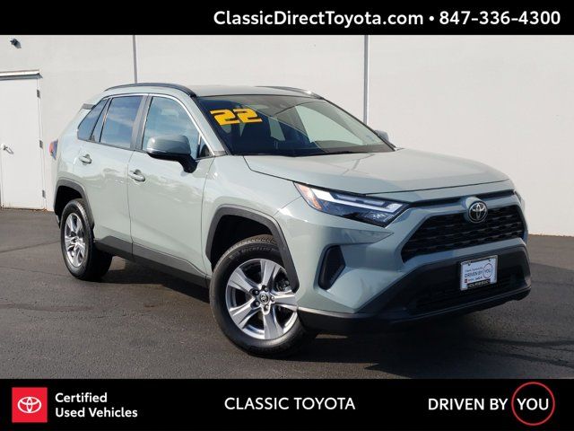 2022 Toyota RAV4 XLE