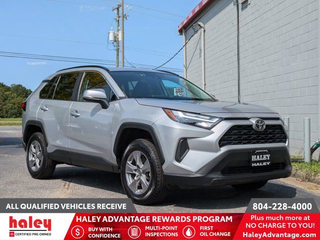 2022 Toyota RAV4 XLE