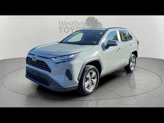 2022 Toyota RAV4 XLE