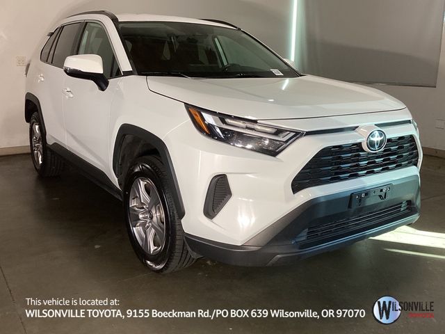 2022 Toyota RAV4 XLE