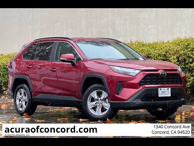 2022 Toyota RAV4 XLE