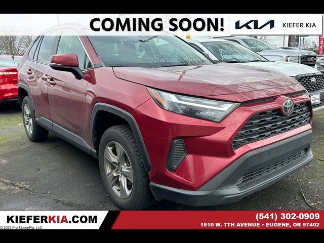 2022 Toyota RAV4 XLE