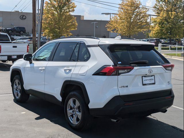 2022 Toyota RAV4 XLE