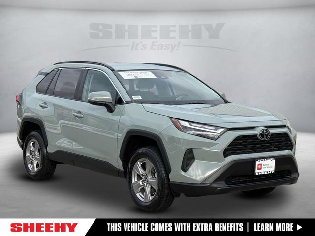 2022 Toyota RAV4 XLE