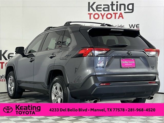 2022 Toyota RAV4 XLE