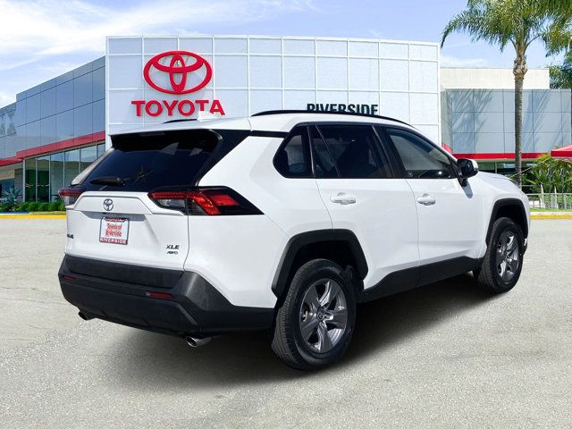 2022 Toyota RAV4 XLE