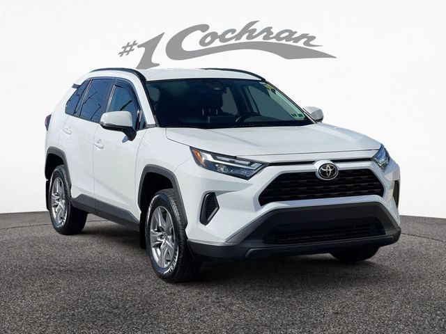 2022 Toyota RAV4 XLE