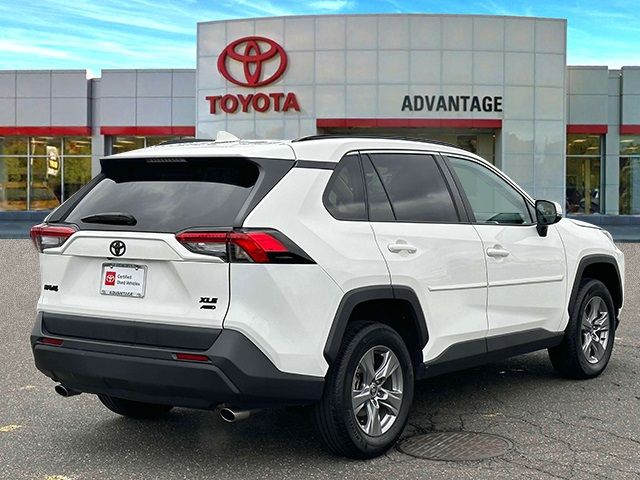 2022 Toyota RAV4 XLE