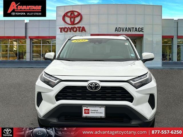 2022 Toyota RAV4 XLE