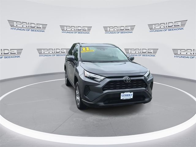 2022 Toyota RAV4 XLE