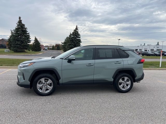 2022 Toyota RAV4 XLE