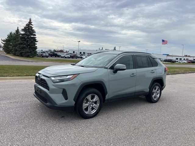 2022 Toyota RAV4 XLE