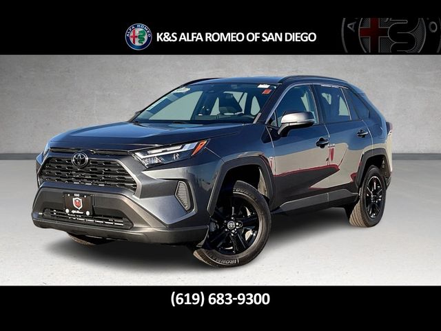 2022 Toyota RAV4 XLE