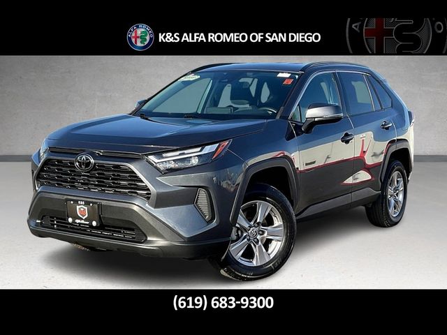 2022 Toyota RAV4 XLE