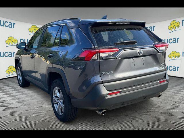 2022 Toyota RAV4 XLE