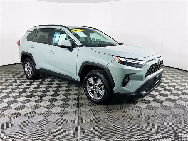 2022 Toyota RAV4 XLE