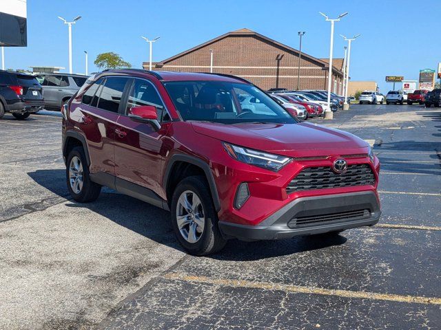 2022 Toyota RAV4 XLE