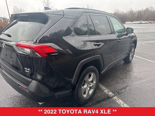 2022 Toyota RAV4 XLE