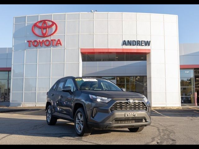 2022 Toyota RAV4 XLE