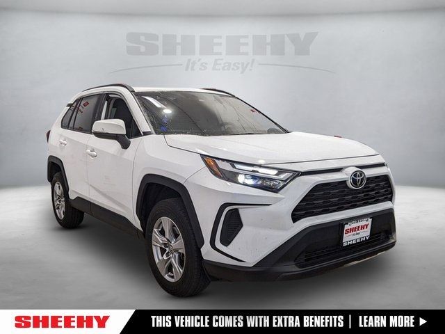 2022 Toyota RAV4 XLE