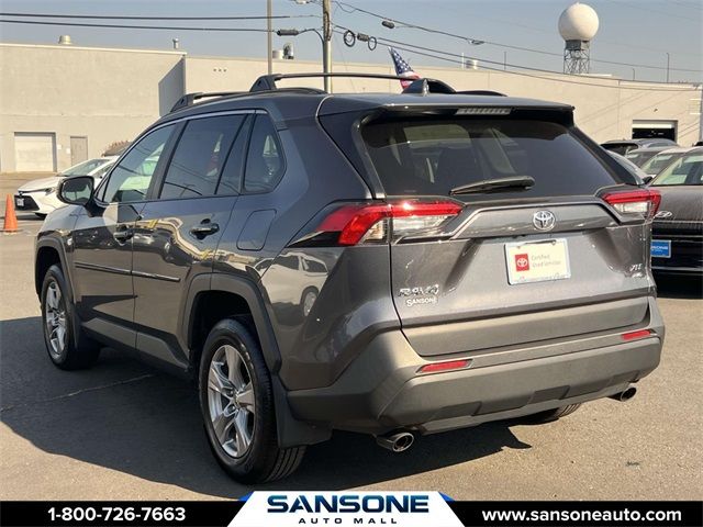 2022 Toyota RAV4 XLE