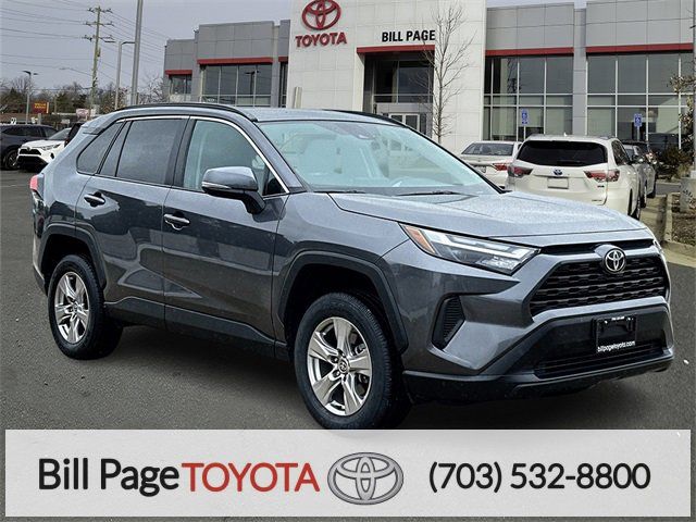 2022 Toyota RAV4 XLE