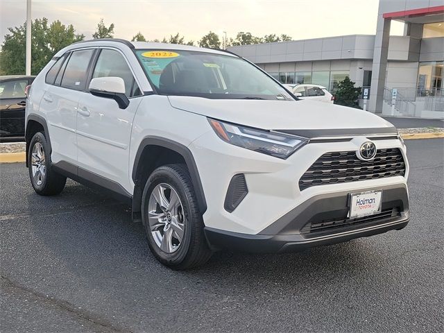 2022 Toyota RAV4 XLE